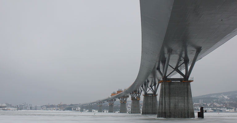 trafikverket_sundsvallsbron_sista_brolyftet_140204